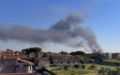 Esplosione in deposito Gpl a Roma, numerosi feriti
