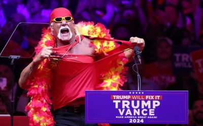 È morto Hulk Hogan, leggenda mondiale del wrestling