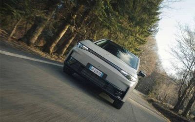 Leapmotor C10 AWD debutta: SUV elettrico a trazione totale