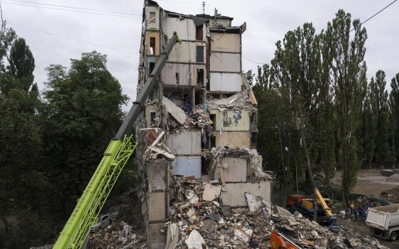 Record di droni russi in Ucraina, 31 morti a Kiev