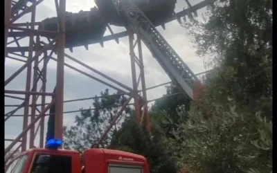 Guasto sulle montagne russe a Cinecittà, paura tra i visitatori