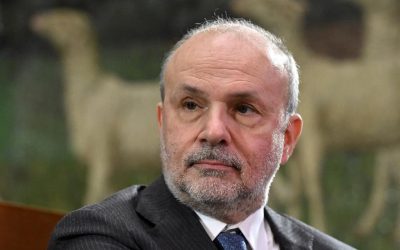 Revoca NITAG sui vaccini accende nuovo scontro politico