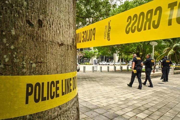 Sparatoria a Minneapolis, morti due bambini e feriti gravi