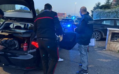 Carabinieri smantellano rete di spaccio, 9 arresti