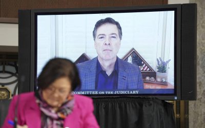 James Comey incriminato, ex Fbi sotto accusa per indagini Trump