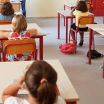 Bimbo cade da terrazzo scuola Genova, procura indaga