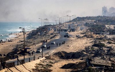 Gaza, bombardamenti senza tregua. Smotrich: “Oro futuro”