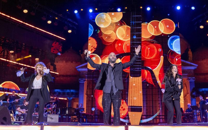 Napoli canta Pino Daniele: festa di suoni e memoria