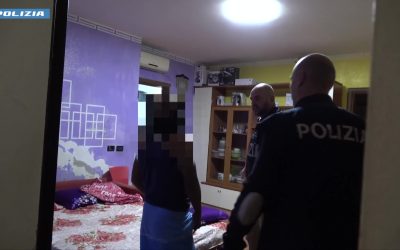 Polizia arresta estremista islamico per reclutamento terrorista