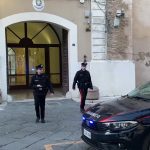 Carabinieri chiudono centro estetico abusivo a Lucera Foggia