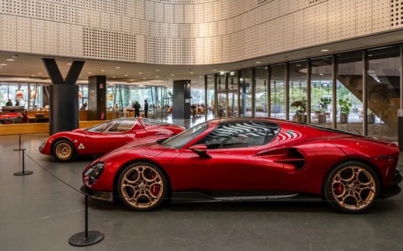 Alfa Romeo fascino senza tempo con la nuova 33 Stradale