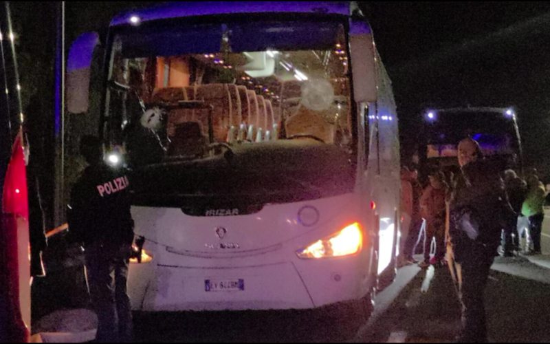 Assaltato il pullman dei tifosi del Pistoia basket, muore un autista
