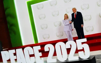 Trump firma la pace a Sharm, Meloni apre a due Stati