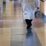 Vetri nella lasagna, giornalista rischia grave intervento