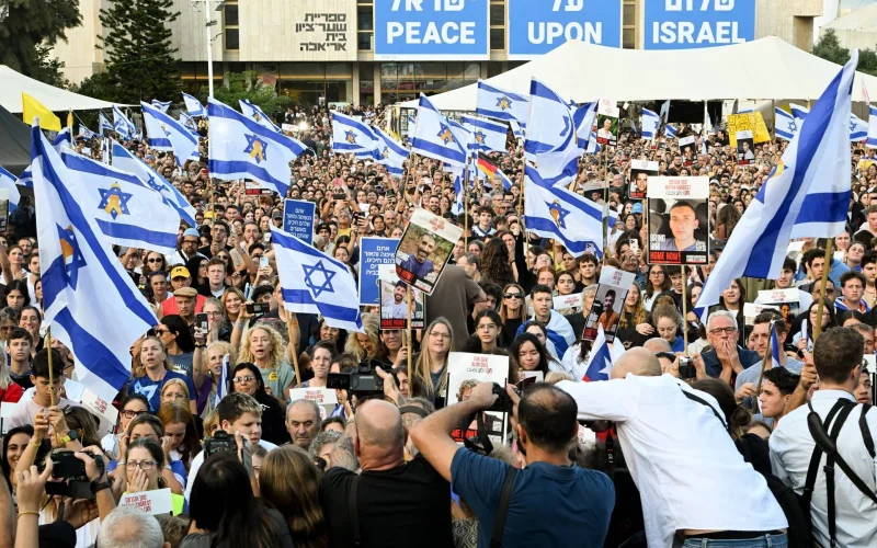 Ex ostaggi israeliani affrontano trauma e incubi persistenti