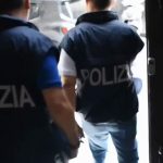 Aggredisce l’ex compagna con una pietra, arrestato a Catania