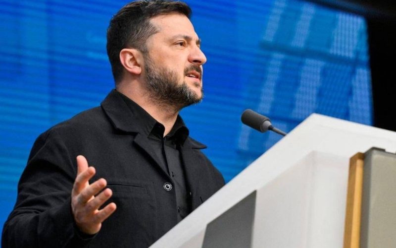 Ucraina, appello agli alleati: “Serve più armi a lungo raggio”