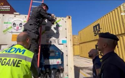 Maxi sequestro di cocaina al porto di Gioia Tauro