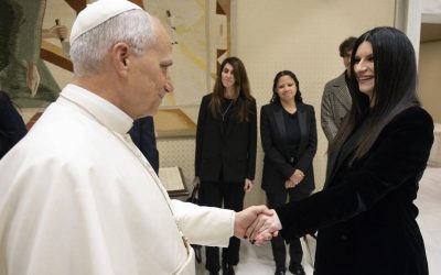 Papa Leone e Pausini, incontro tra fede e musica