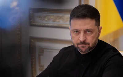 Zelensky smentisce intese di pace, contatti in corso con l’Ue