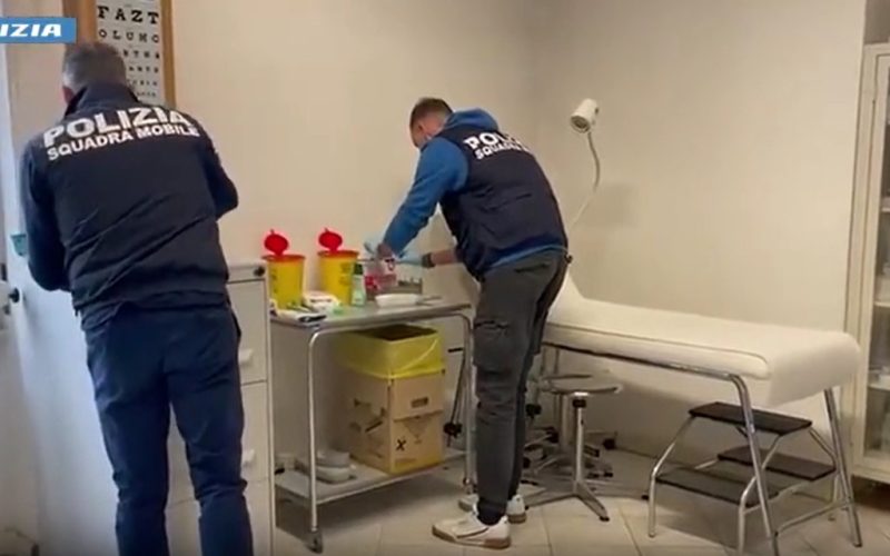 Arezzo, scoperta clinica abusiva: due sanitari denunciati dalla Polizia
