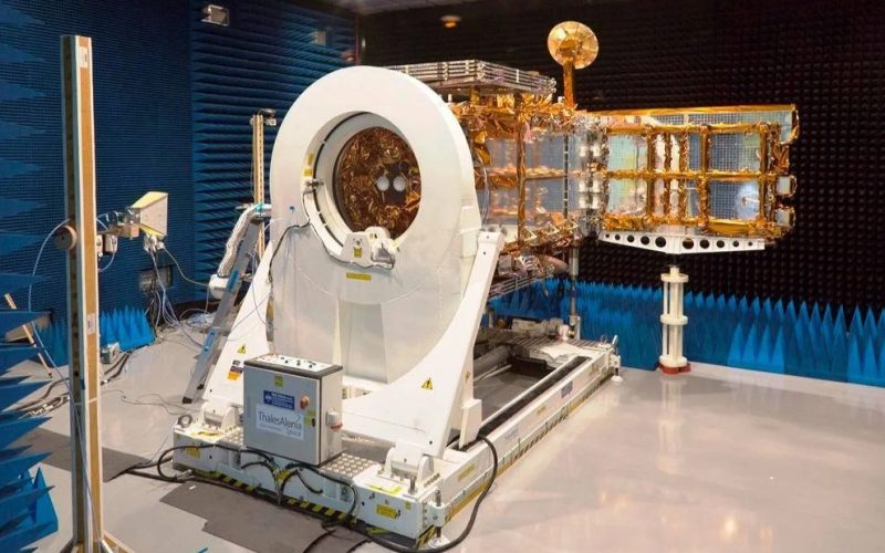 Italia lancia COSMO-SkyMed FM3, radar strategico globale