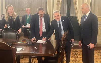 Referendum Giustizia, maggioranza e opposizione in fila in Senato per le firme