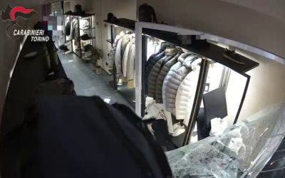 Scoperti gli autori della spaccata in centro a Torino